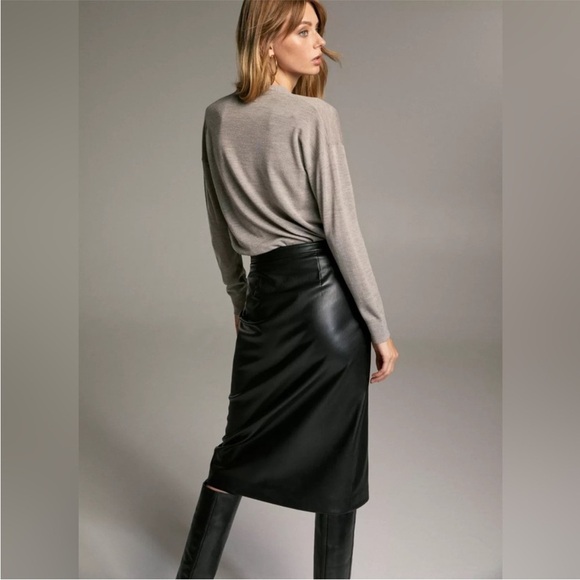 Babaton by Aritzia Merino Wool Tan Surplice Plunge Jotham Sweater XXS - Picture 2 of 9